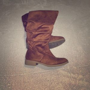 Girls Boots